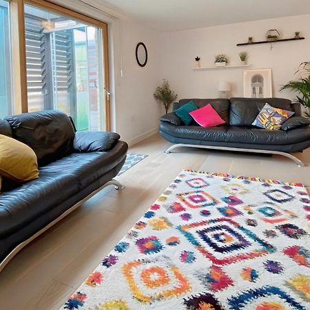 Cambridge Stays - Apartment At Addenbrooke Hospital And Bio Campus - Free Private Parking מראה חיצוני תמונה