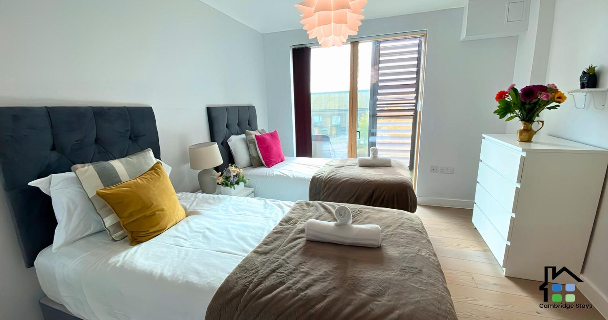 Cambridge Stays - Apartment At Addenbrooke Hospital And Bio Campus - Free Private Parking מראה חיצוני תמונה